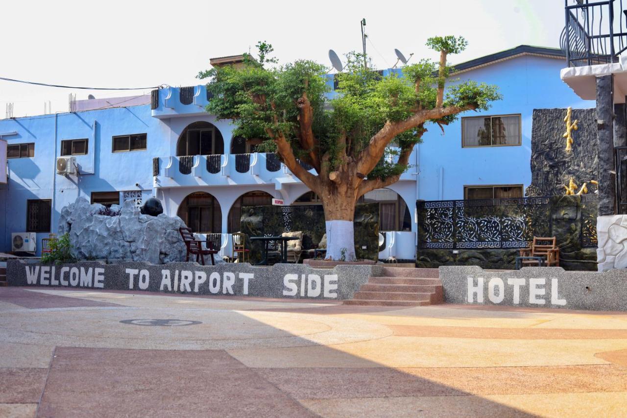 Airport Side Hotel Accra Exterior photo