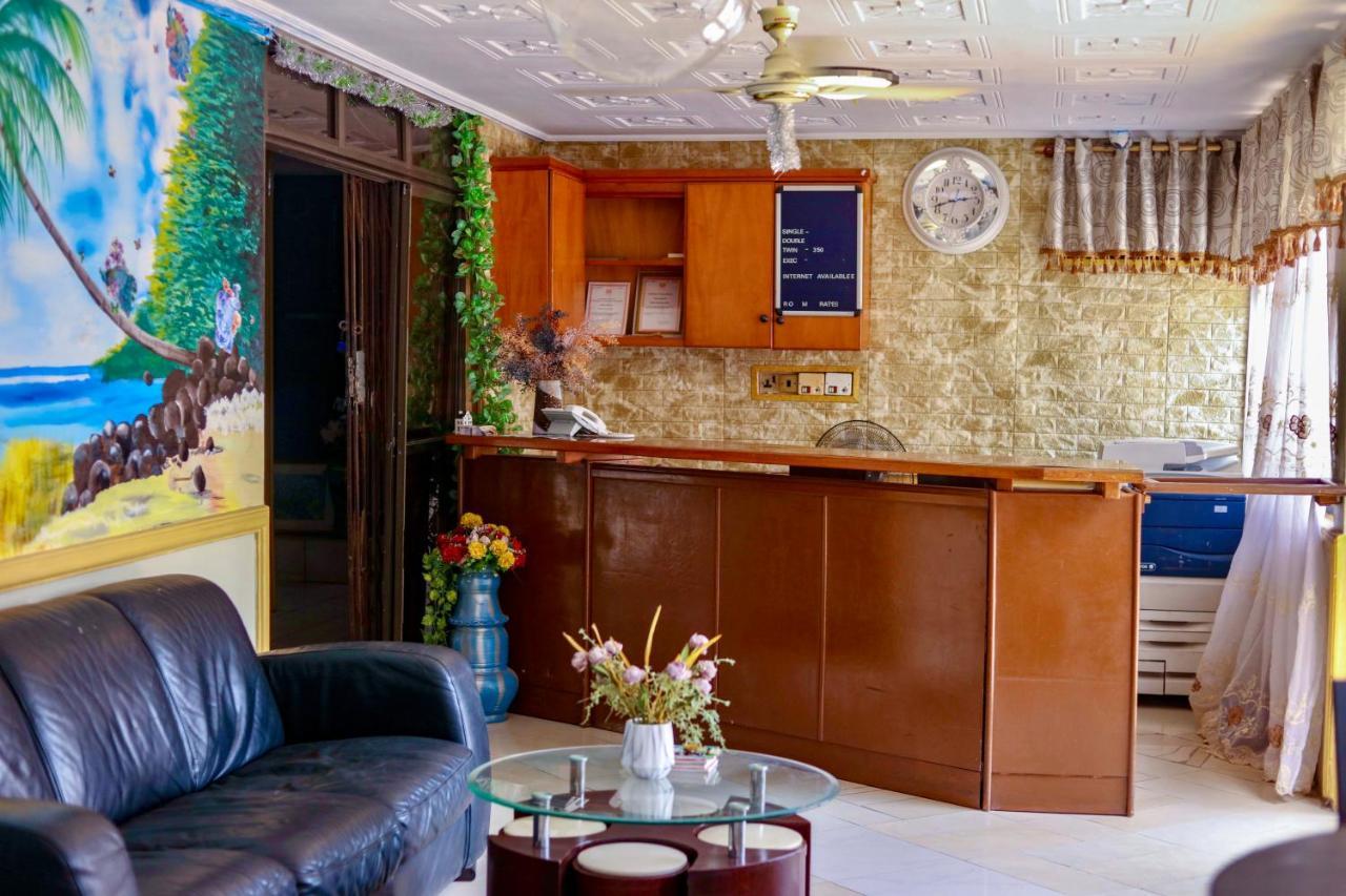 Airport Side Hotel Accra Exterior photo