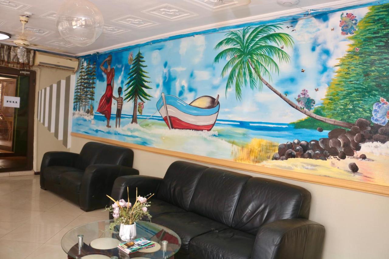 Airport Side Hotel Accra Exterior photo